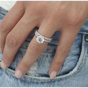 Stunning Cubic Zirconia 10 CT Ring Set